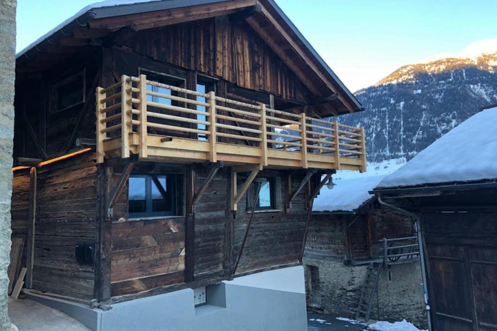 Grand Avec Terrasse A Chez-les-reuses Orsieres